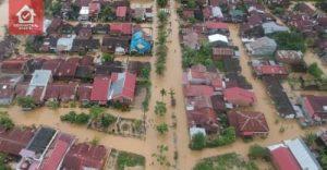 banjir pada permukiman warga.